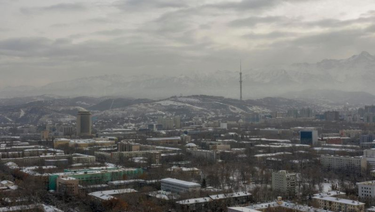 Токаев прибыл в Алматы с рабочим визитом