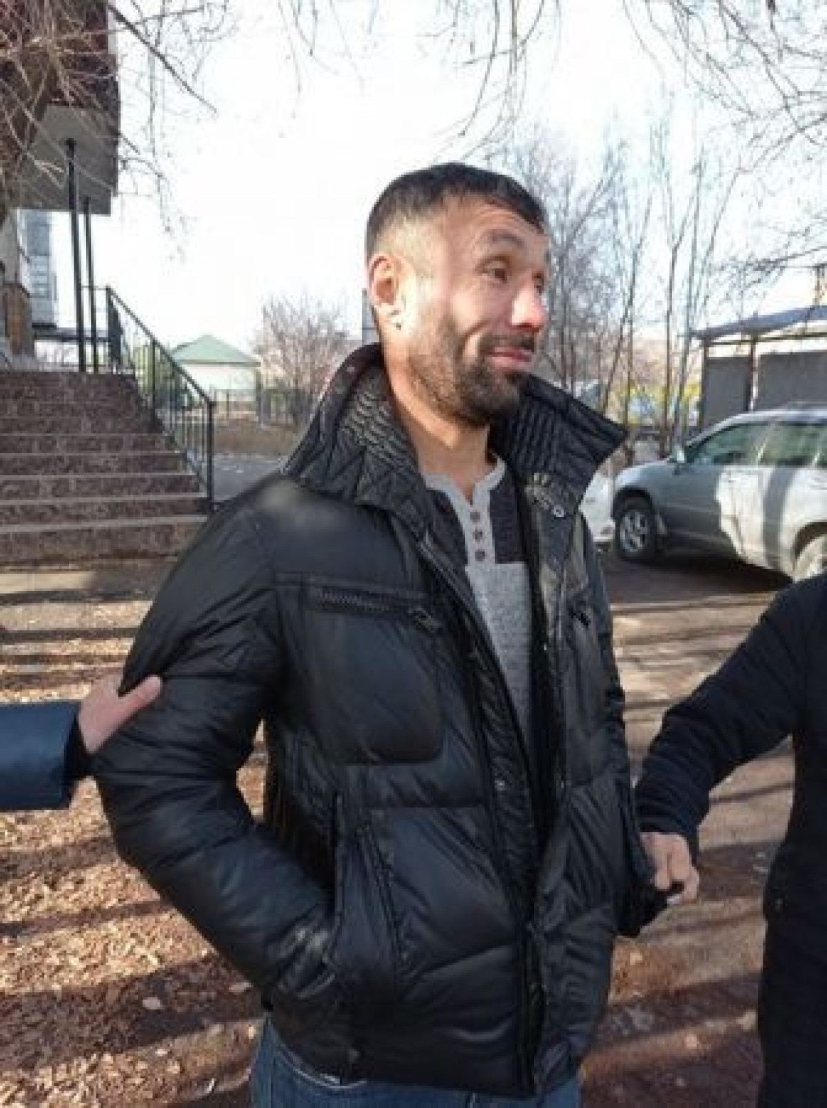 Напавший на школьницу в Каскелене гражданин Узбекистана арестован