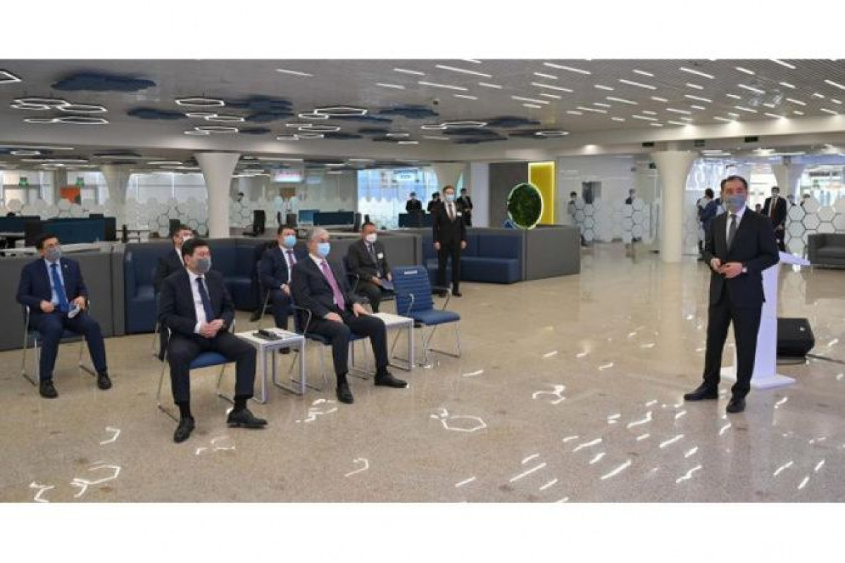 Токаев посетил Alatau Creative Hub в Алматы