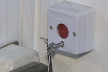 Фотография к новости: Тревожные кнопки SOS установили в школах Талдыкоргана