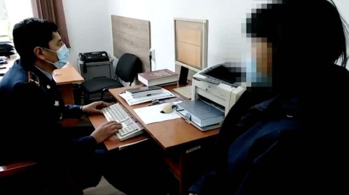 Женщина родила ребенка и отдала его чужим людям в Жамбылской области