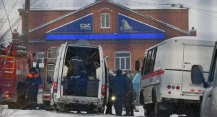 В аварии на шахте в России погибло 52 человека - СМИ