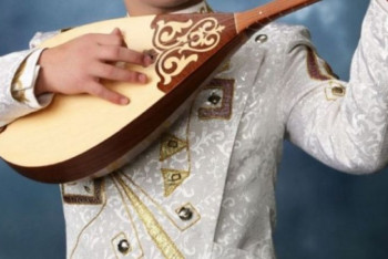 Фотография к новости: Конкурс для юных домбристов с призовым фондом в 40 миллионов тенге стартовал в РК