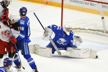 Фотография к новости: "Барыс" в домашнем матче проиграл аутсайдеру