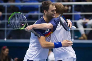 Казахстан одержал победу над Швецией в первом матче группы Кубка Дэвиса