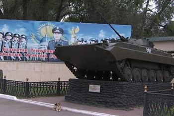 Фотография к новости: 210 курсантов сбежали из военного вуза в Алматы