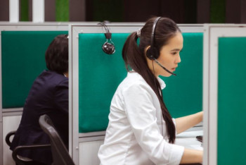 Фотография к новости: Единый контакт-центр 1414 отметил 10 лет. Он принял более 40 миллионов обращений казахстанцев