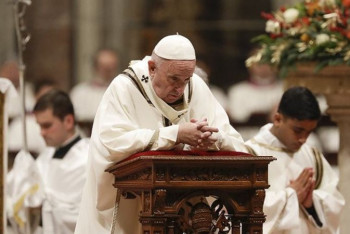 Фотография к новости: Папа Римский извинился перед православными за ошибки католиков