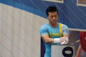 Фотография к новости: Казахстанец выиграл золотую медаль ЧМ по тяжелой атлетике