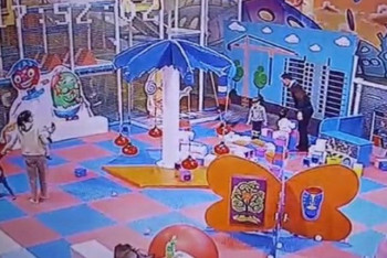 Фотография к новости: Алматинец ударил мальчика на детской площадке в ТРЦ