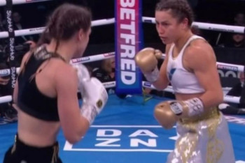 Фотография к новости: Фируза Шарипова проиграла бой за звание абсолютной чемпионки мира