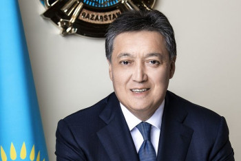 Фотография к новости: Аскар Мамин поздравил казахстанцев с Днем независимости