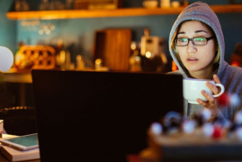 Фотография к новости: Названы самые ожидаемые сериалы 2022 года