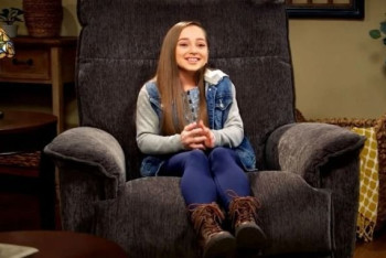 Фотография к новости: 22-летняя девушка застряла в теле 8-летнего ребенка