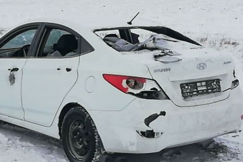 Фотография к новости: Автомобиль обстреляли на трассе в СКО: подробности