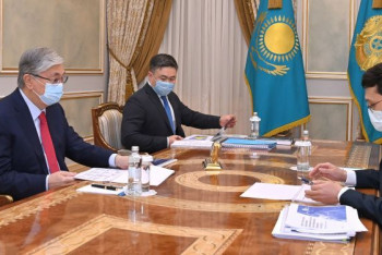 Фотография к новости: Казахстанских госслужащих обучат цифровым навыкам