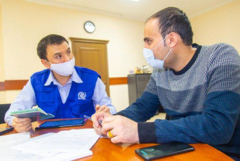 Фотография к новости: Более 200 студентов из Афганистана получили гуманитарную помощь в Казахстане