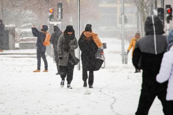 Фотография к новости: О шторме предупредили жителей большей части Казахстана