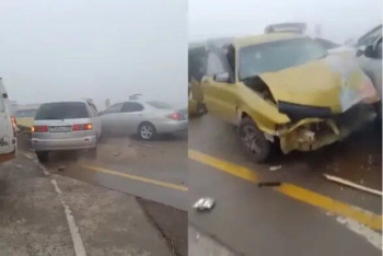 Фотография к новости: Уголовное дело возбудили после столкновения 17 машин на трассе «Алматы – Хоргос»