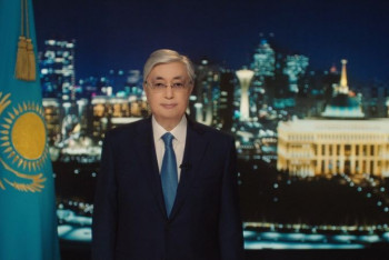 Фотография к новости: Токаев поздравил казахстанцев с Новым годом