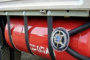 Фотография к новости: "В Жанаозене получают вдвое большие зарплаты, чем в среднем по стране, а хотят цены на газ в два раза меньше!" — мнение эксперта