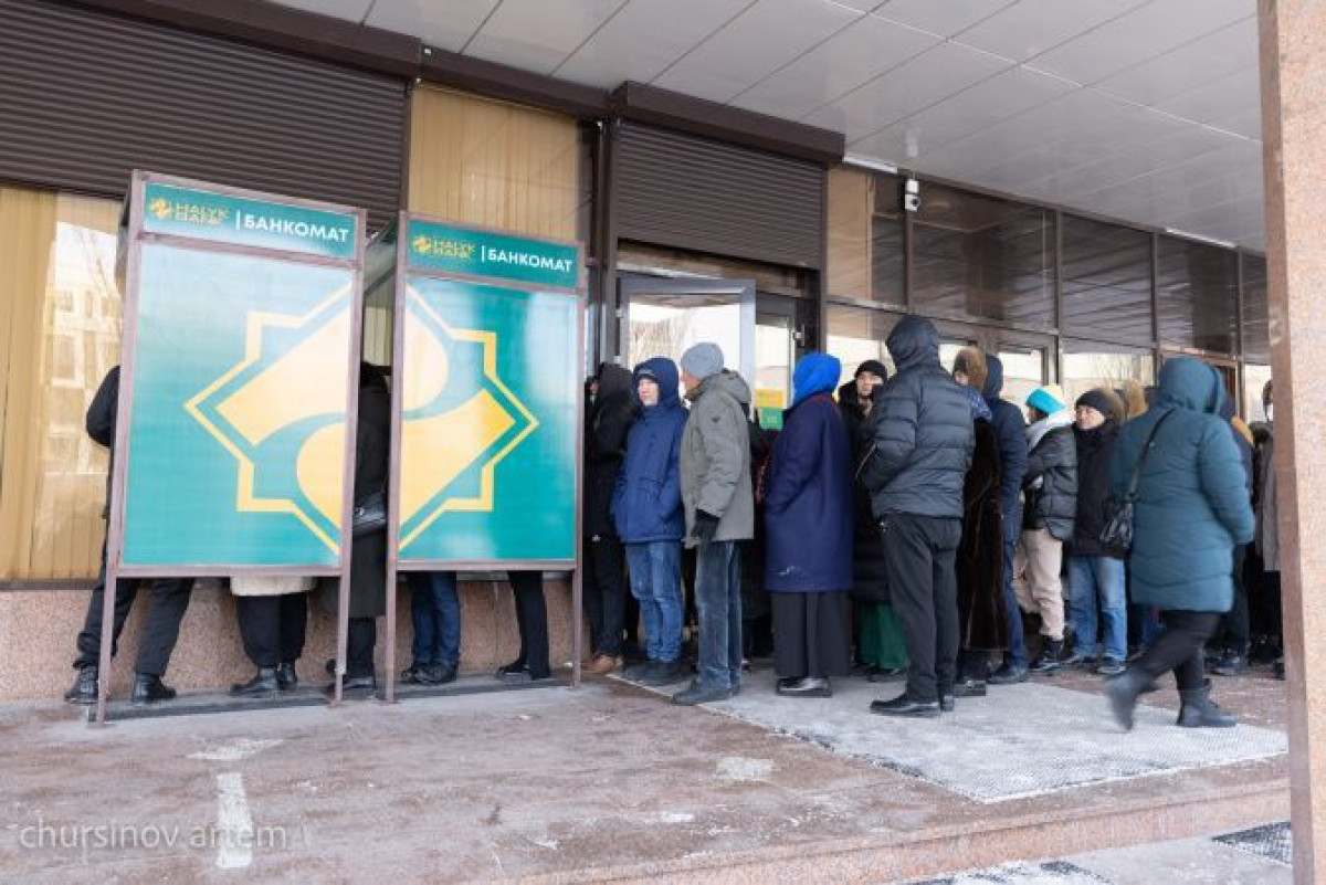 Почему пока невозможно обеспечить деньгами банкоматы, пояснили в финрегуляторе