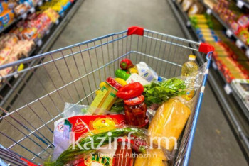 Фотография к новости: Запасов основных продуктов питания достаточно - Минторговли РК