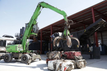 Фотография к новости: Токаев поручил сократить утильсбор, а заодно и функции оператора РОП