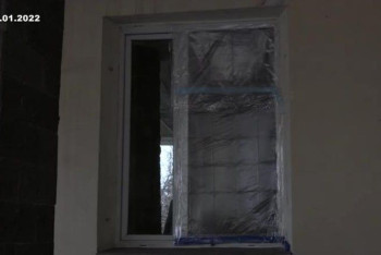 Фотография к новости: Бандиты взламывали двери приемного покоя, ломали окна, стреляли - врачи Алматы