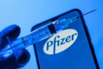 Фотография к новости: Казахстанцы вынуждены ездить за Pfizer в соседние страны