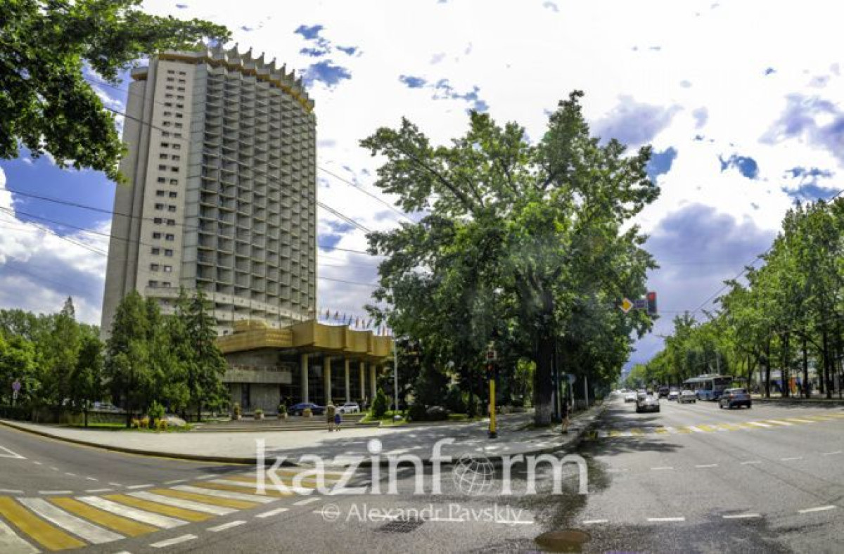 Артисты Казахстана запустили музыкальный челлендж "Гүл Алматы"