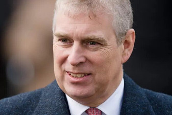 Фотография к новости: Елизавета II лишила сына титула и воинских званий. Его ранее обвинили в изнасиловании