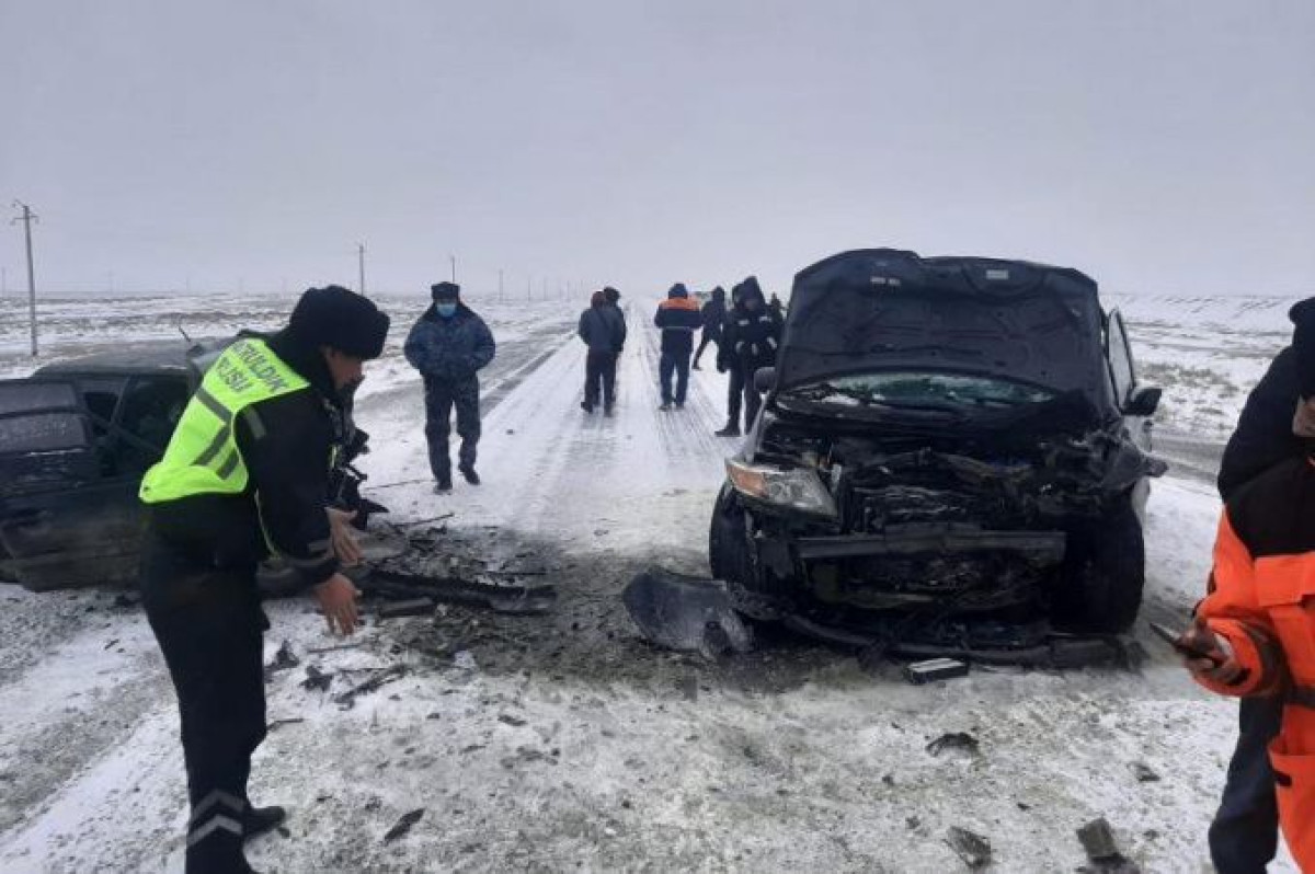 Пять человек погибли в ДТП в Атырауской области