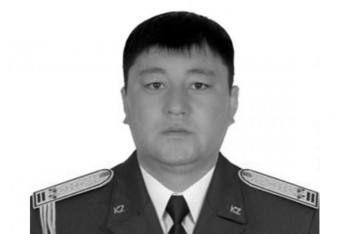 Фотография к новости: Токаев посмертно наградил орденом "Айбын" ІІ степени подполковника Хаирова