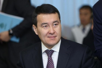 Фотография к новости: Глава правительства перечислил однодневную зарплату в фонд "Қазақстан халқына"