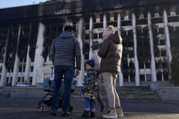 Фотография к новости: Сотрудники службы госохраны РК направили однодневную зарплату семьям погибших силовиков