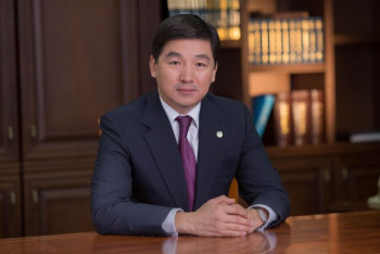 Фотография к новости: Предложения о роспуске Парламента и партии Nur Otan прокомментировал Байбек