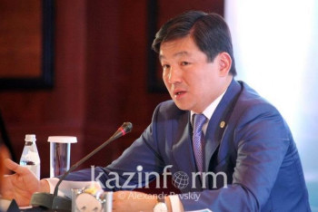 Фотография к новости: Байбек рассказал о работе партийцев Nur Otan во время беспорядков