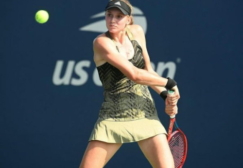 Фотография к новости: Елена Рыбакина выиграла у Зарины Дияс на Australian Open