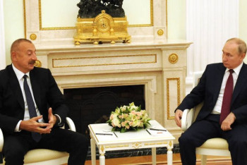 Фотография к новости: Путин и Алиев по телефону обсудили ситуацию в Казахстане