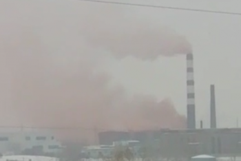 Фотография к новости: На 4,5 миллиона оштрафовали ТОО в Усть-Каменогорске за розовый дым