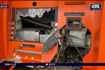 Фотография к новости: Погромщики разграбили банкоматы на полмиллиарда тенге