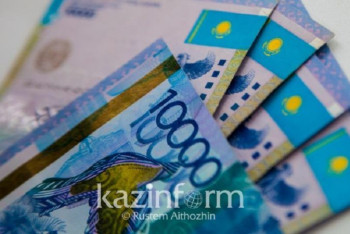 Фотография к новости: Сенатор попросил снизить ставки утильсбора на сельхозтехнику в РК