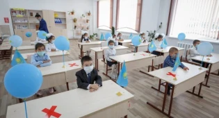 Организации образования Казахстана начнут работать в штатном режиме с 24 января
