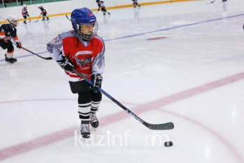 Фотография к новости: 77 процентов детей Алматы обещает обеспечить бесплатными кружками аким