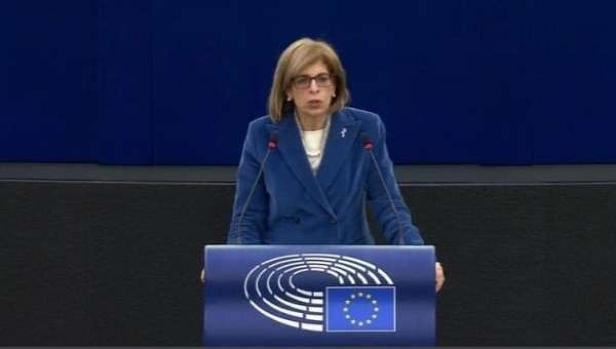 Еврокомиссия не исключает участия внешних сил в ситуации с Казахстаном