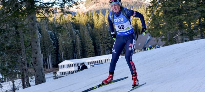 Фотография к новости: Казахстанская биатлонистка завершила индивидуальную гонку Кубка мира в 30-ке лучших
