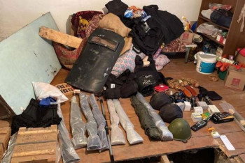 Фотография к новости: 12 гранат, снаряд от РПГ и девять винтовок: схрон оружия найден в Алматы