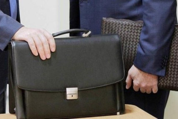 Фотография к новости: Уволить чиновника из Атырауской области предлагают из-за использования служебного авто в личных целях