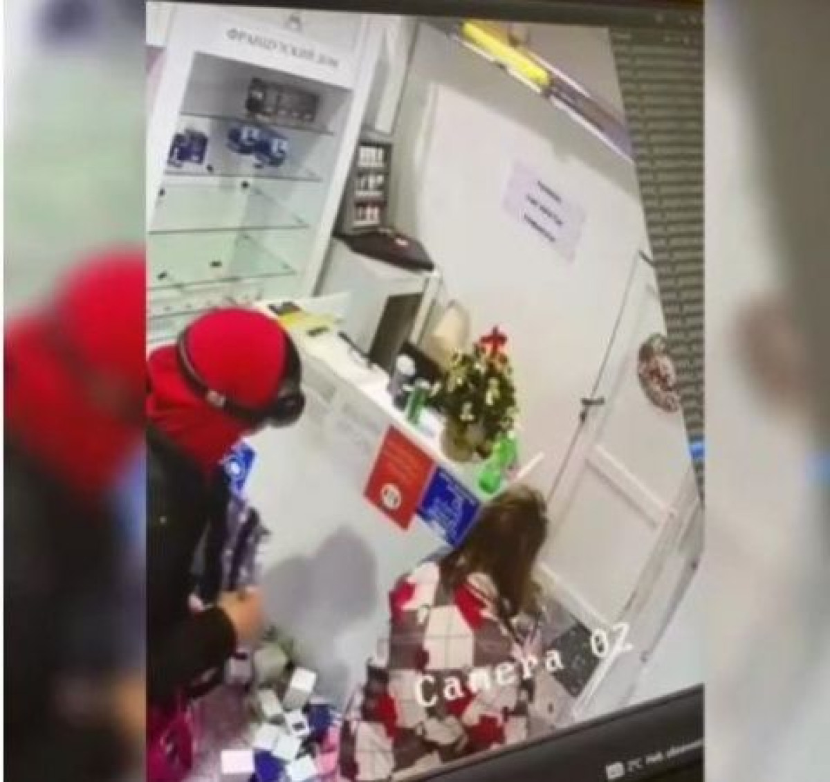 скриншот с видео